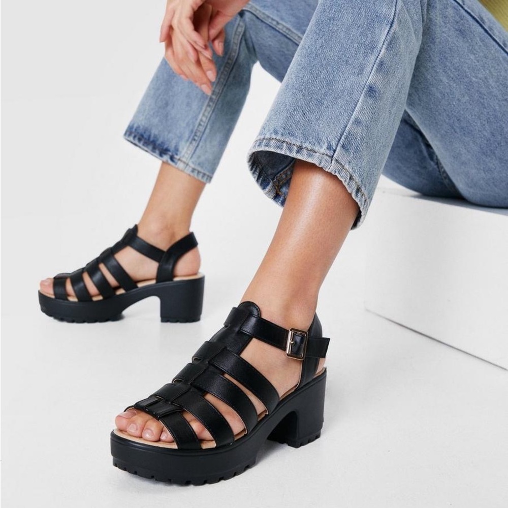 Koi Chunky Fisherman Sandals